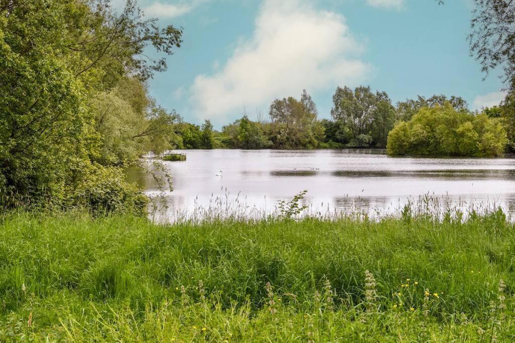 The Hideaway @ Flagham Cottage. ملمسبوري المظهر الخارجي الصورة
